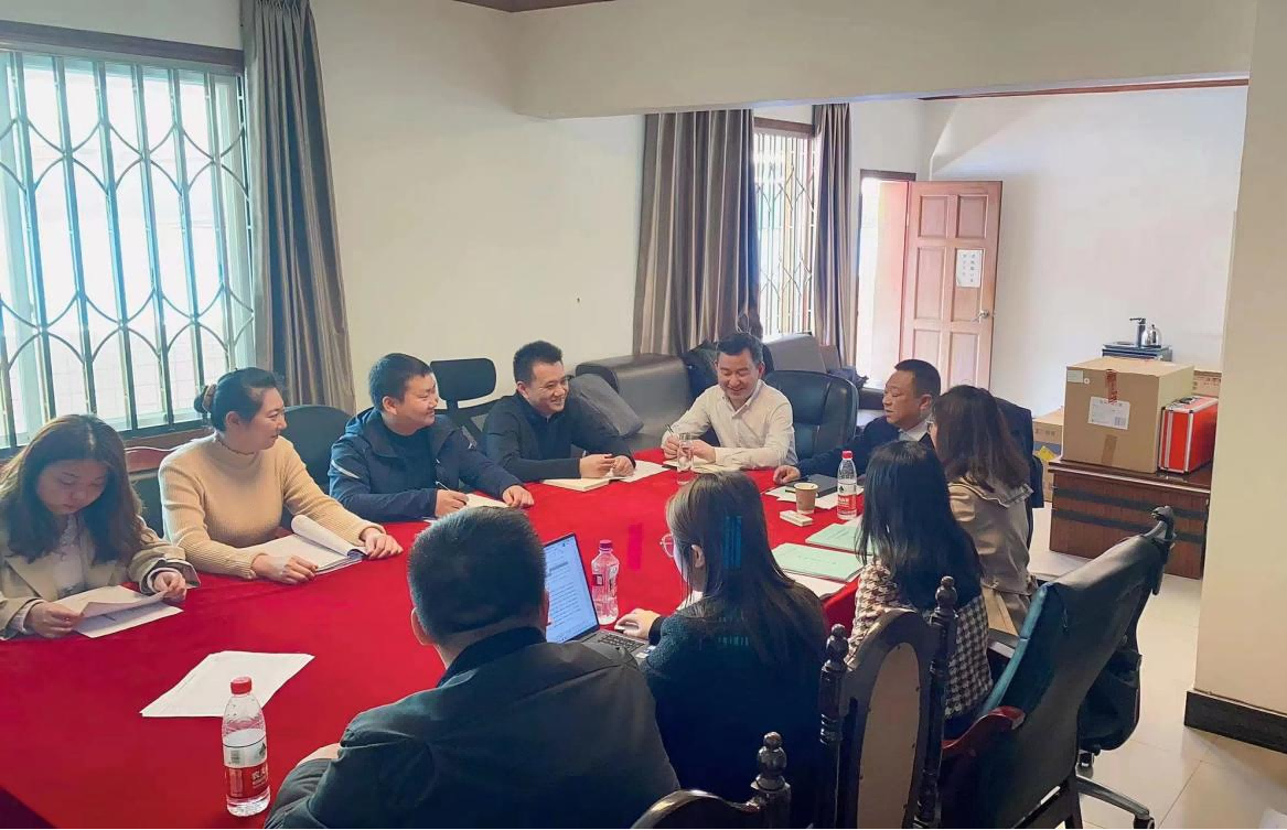 6411669cba550.png 调研组对成都片区2(1).png