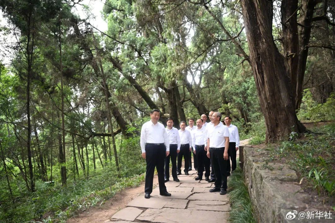 ʡί��ί���ٿ������󣩾ۻ� ר��ת��ѧϰϰ��ƽ����������Ӳ���Ҫָʾ����