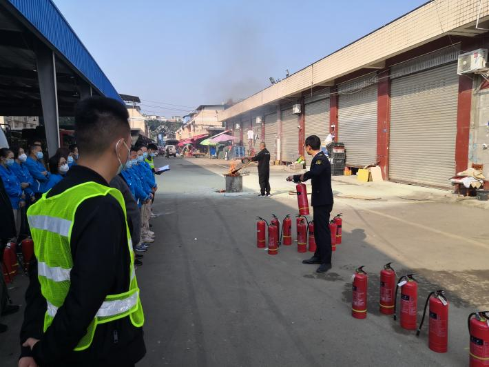 654d882f031b6.png 成都片区权属企业组织开展11·9消防清静培训及应急演练2.png