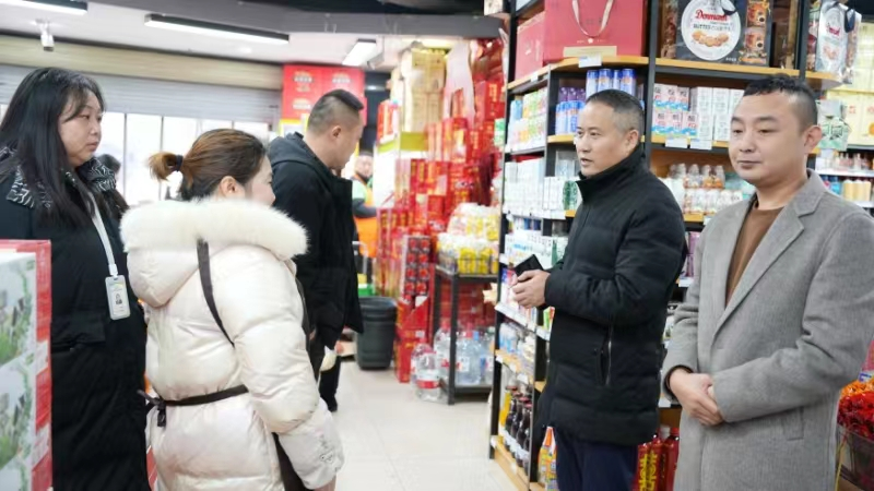 658fd94c8382b.png 南充川北市场开展节前清静大检查.png