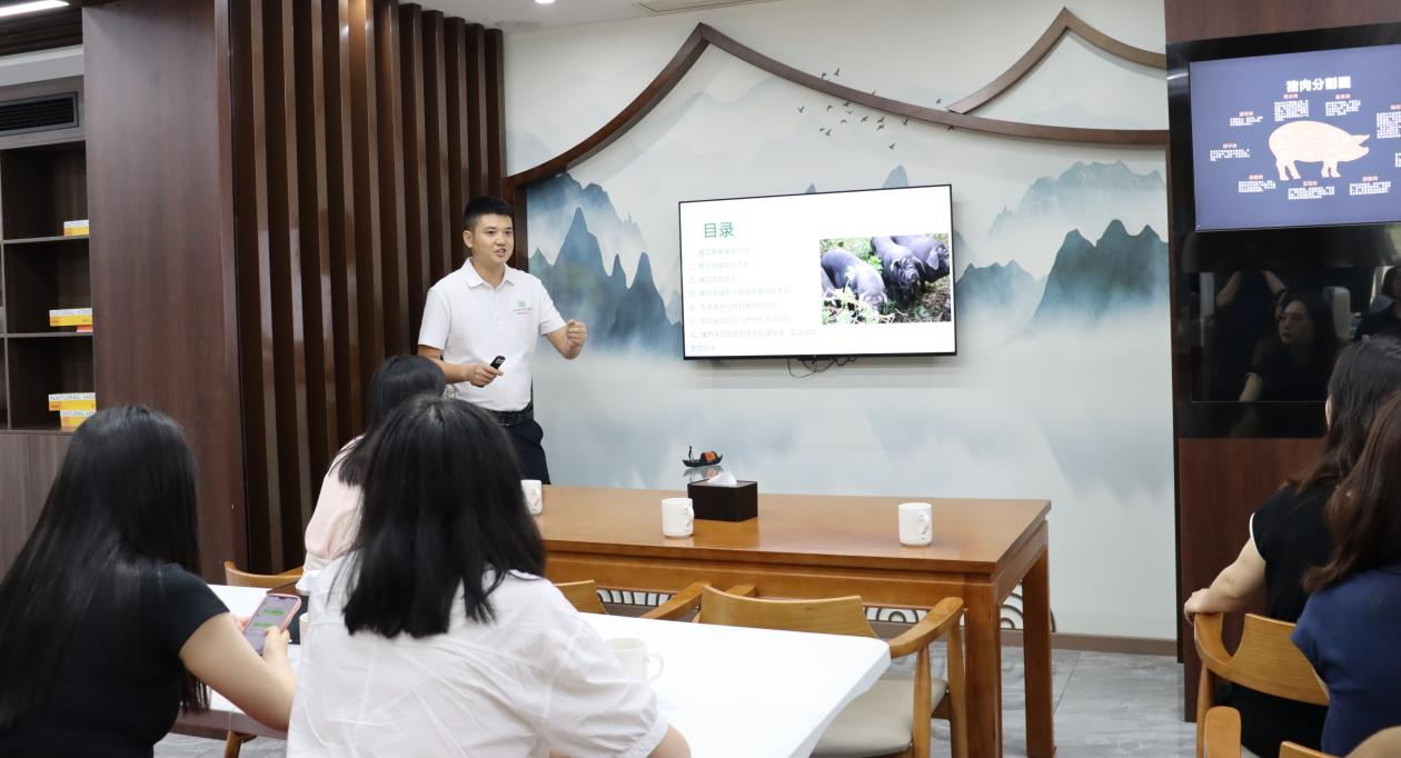 668a2382ee000.png 集团举行全员营销岗前培训 推动营销运动落地落实2.png