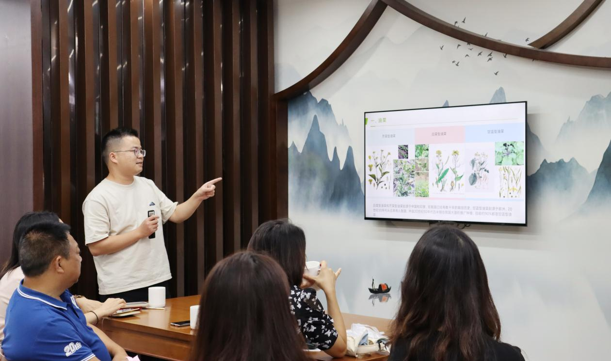 668a23cf12a33.png 集团举行全员营销岗前培训 推动营销运动落地落实3.png