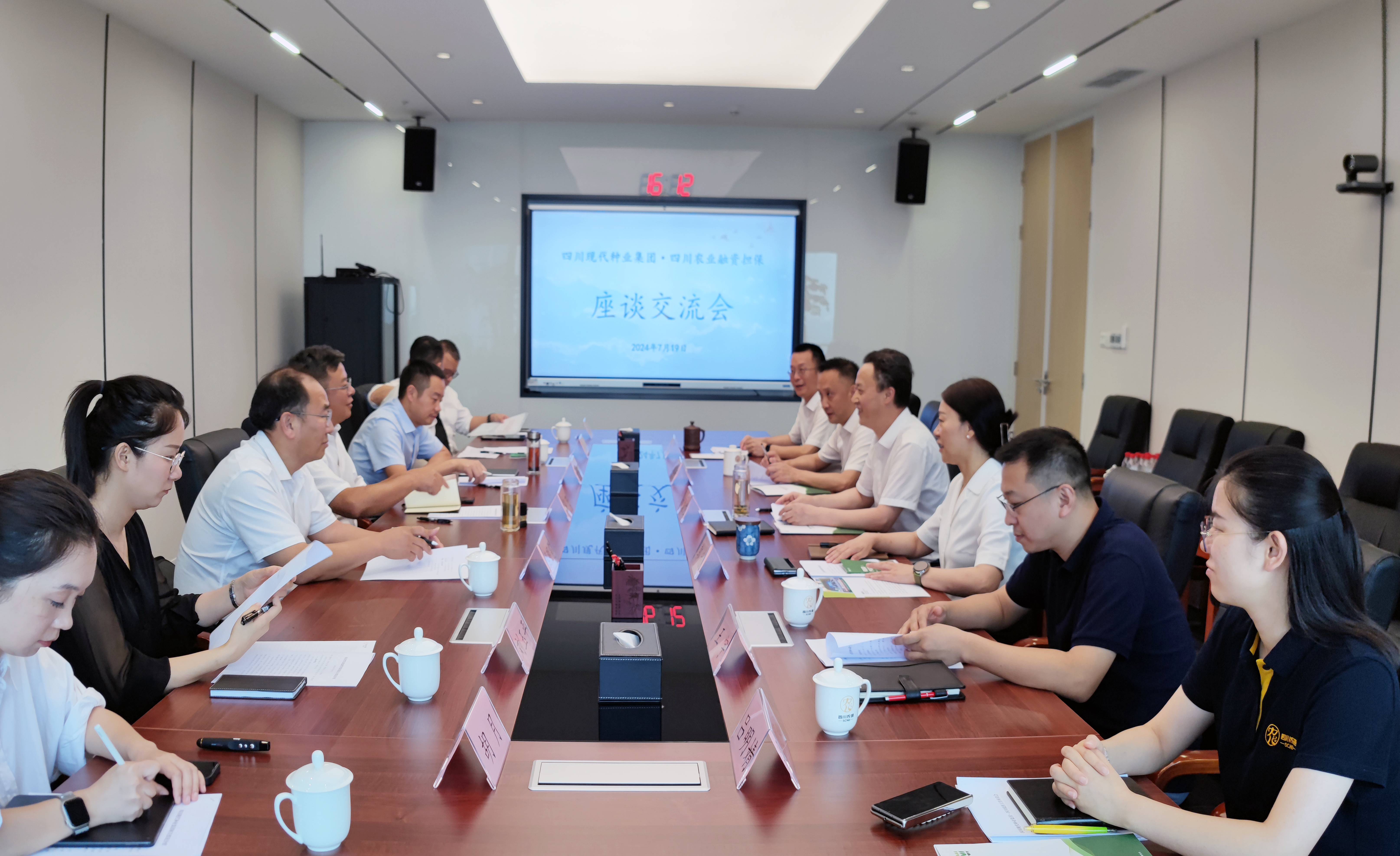 �׷ɴ��Ӹ��Ĵ�ũ����˾��̸����