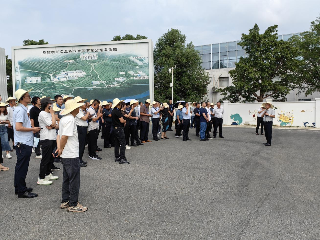 66e9470e3047c.png ´¨·±Öí¹«Ë¾¼ÓÈëȫʡÐóÇÝÖÖÒµ¸ßÖÊÁ¿Éú³¤ÏÖ³¡Åàѵ»á1.png