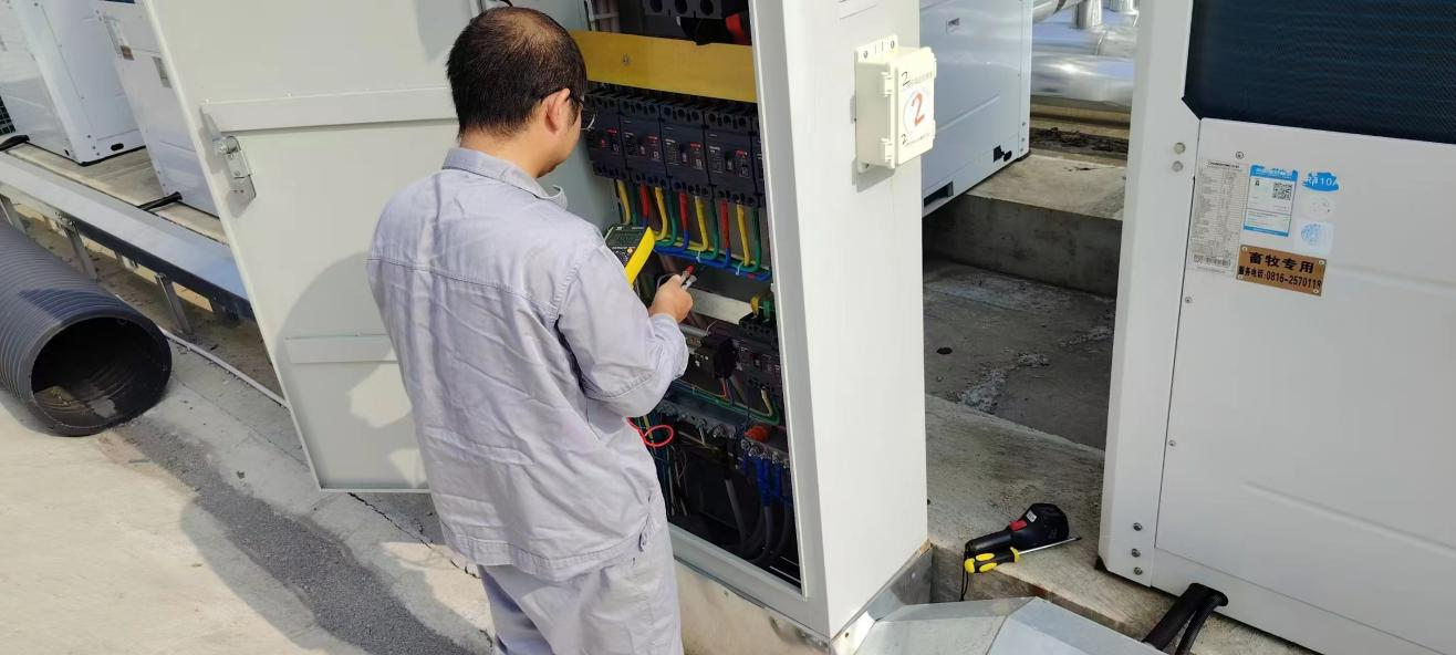 6704c0c49179a.png 川繁猪公司开展节前清静生产检查1.png