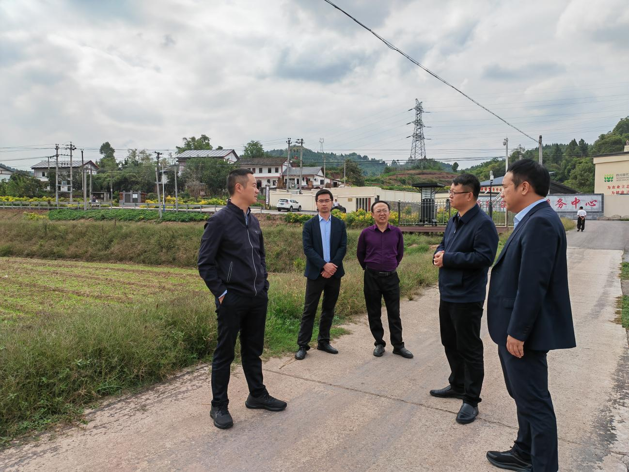 �����µ��㰲���С���ҵ+��ữЧ�͡���չ����