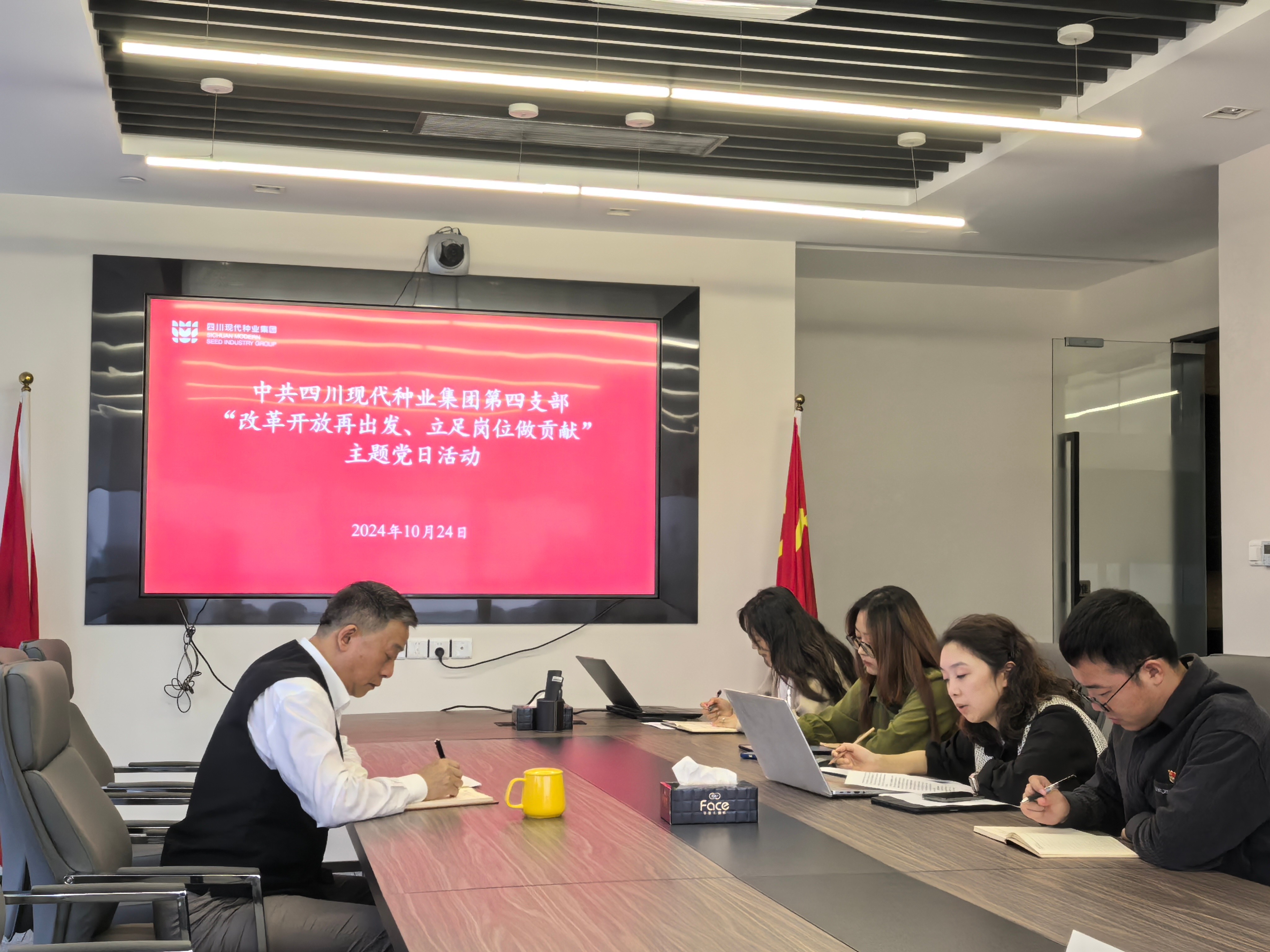 bg����ƽ̨���ĵ�֧����չ��ˢ�¿����ٳ�������������������פ���λ��Т˳�����⵳���˶�(1).jpg