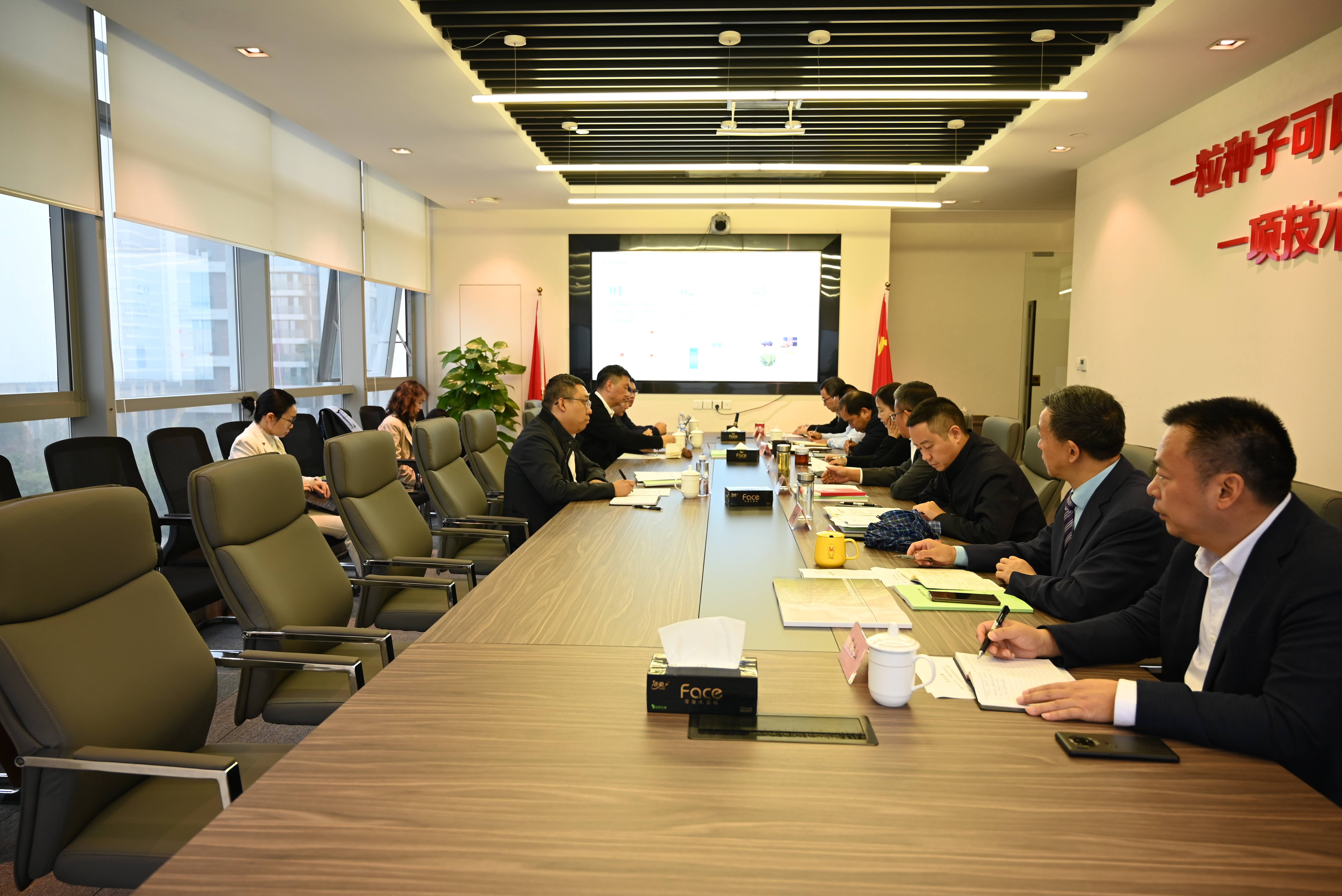 ����ɵ�bg����ƽ̨����